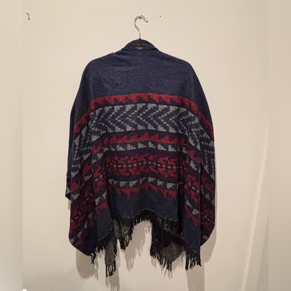 Gorgeous reversible shawl / poncho made in Turkey - Picture 6 of 8